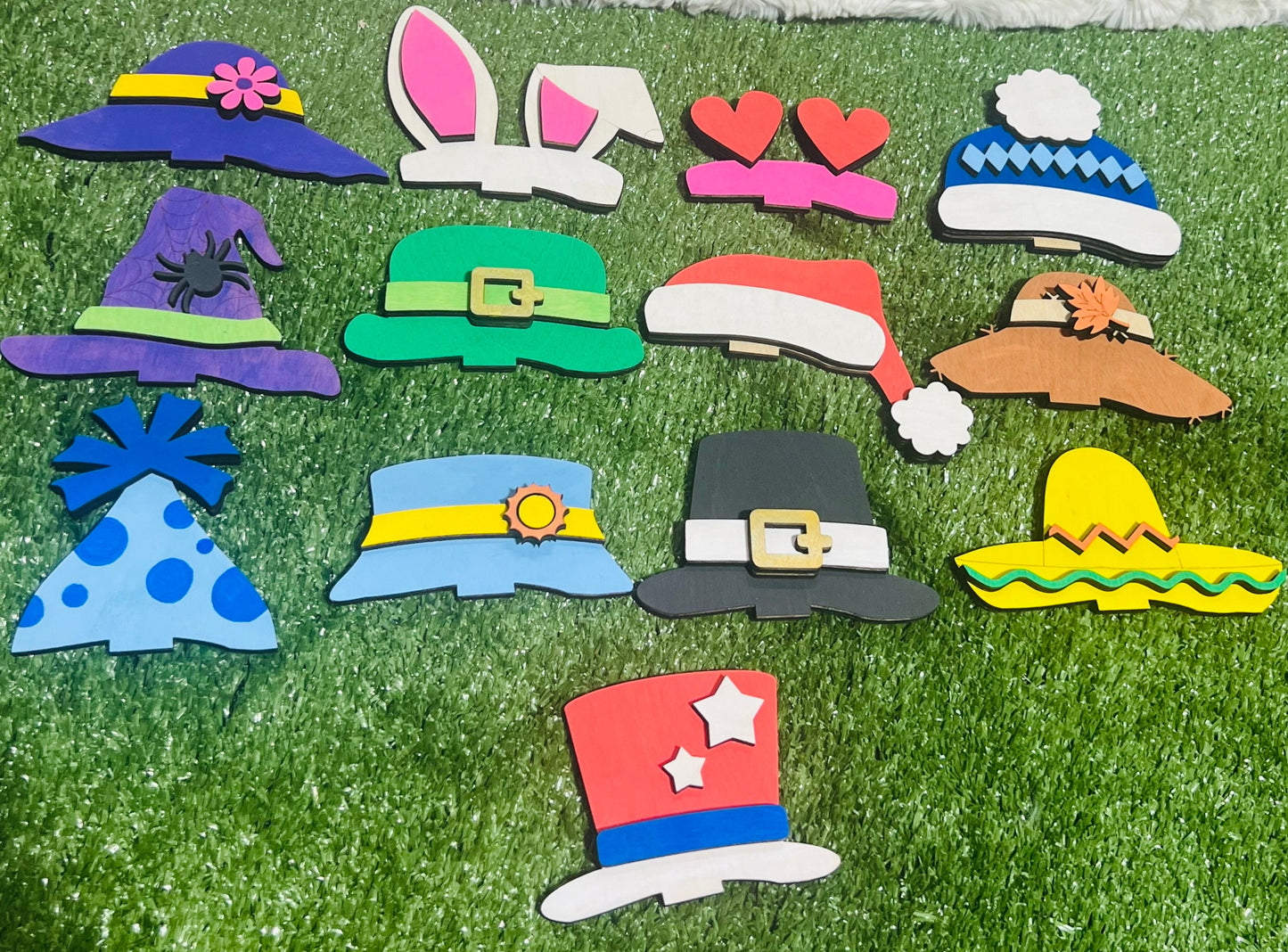 Hand Painted Highland Cow Shelf Sitter with Interchangeable Hats