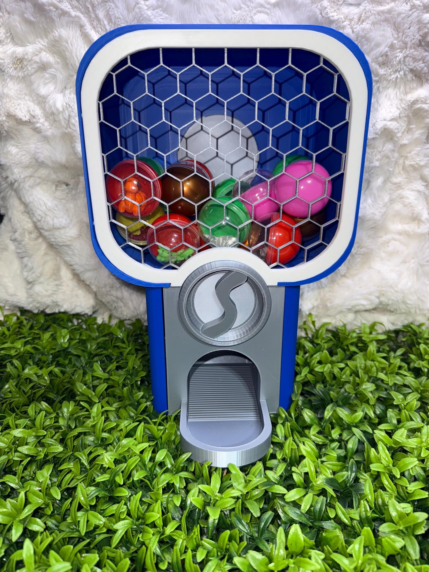 3d capsule vending machine