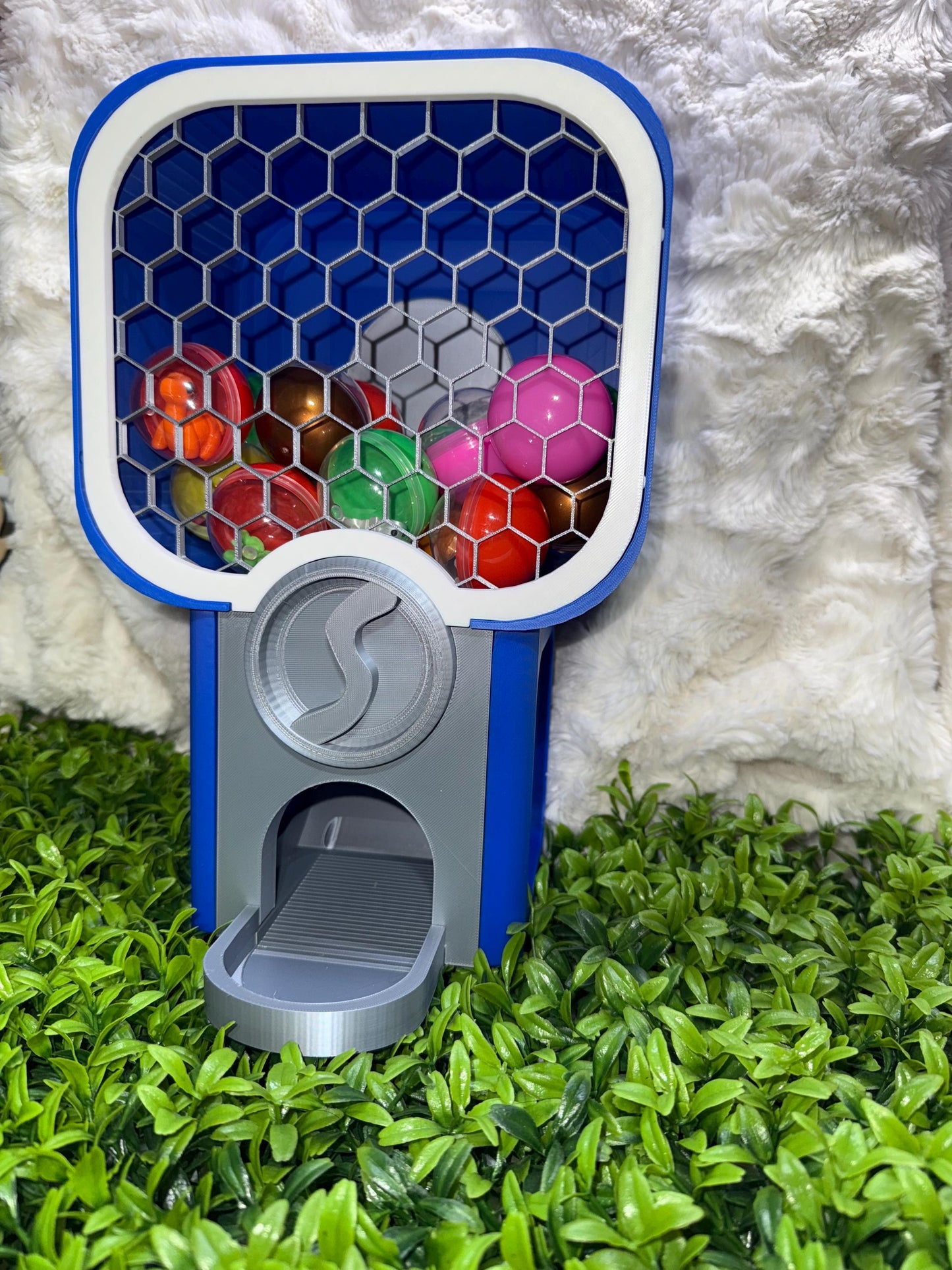 3d capsule vending machine