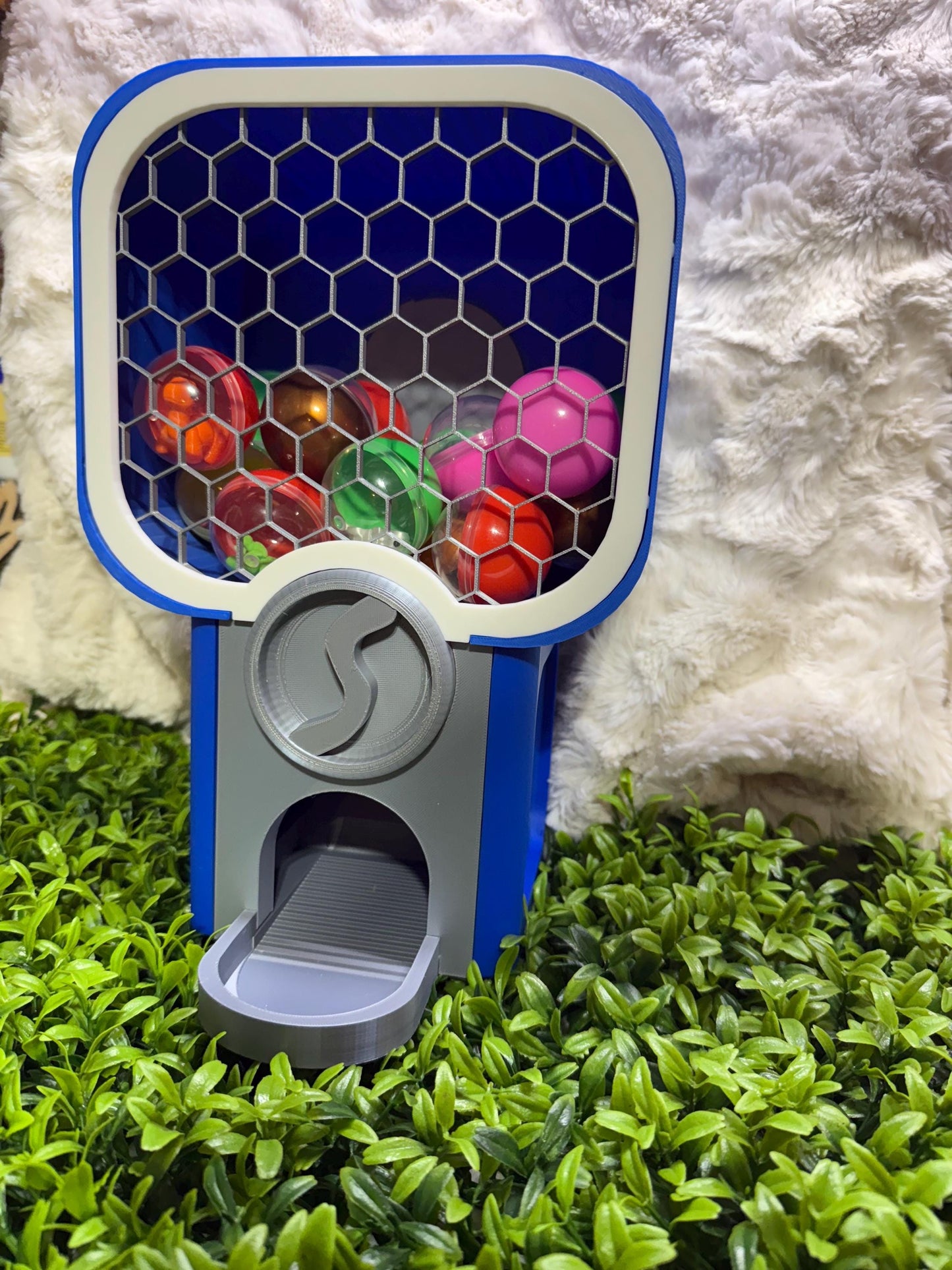 3d capsule vending machine