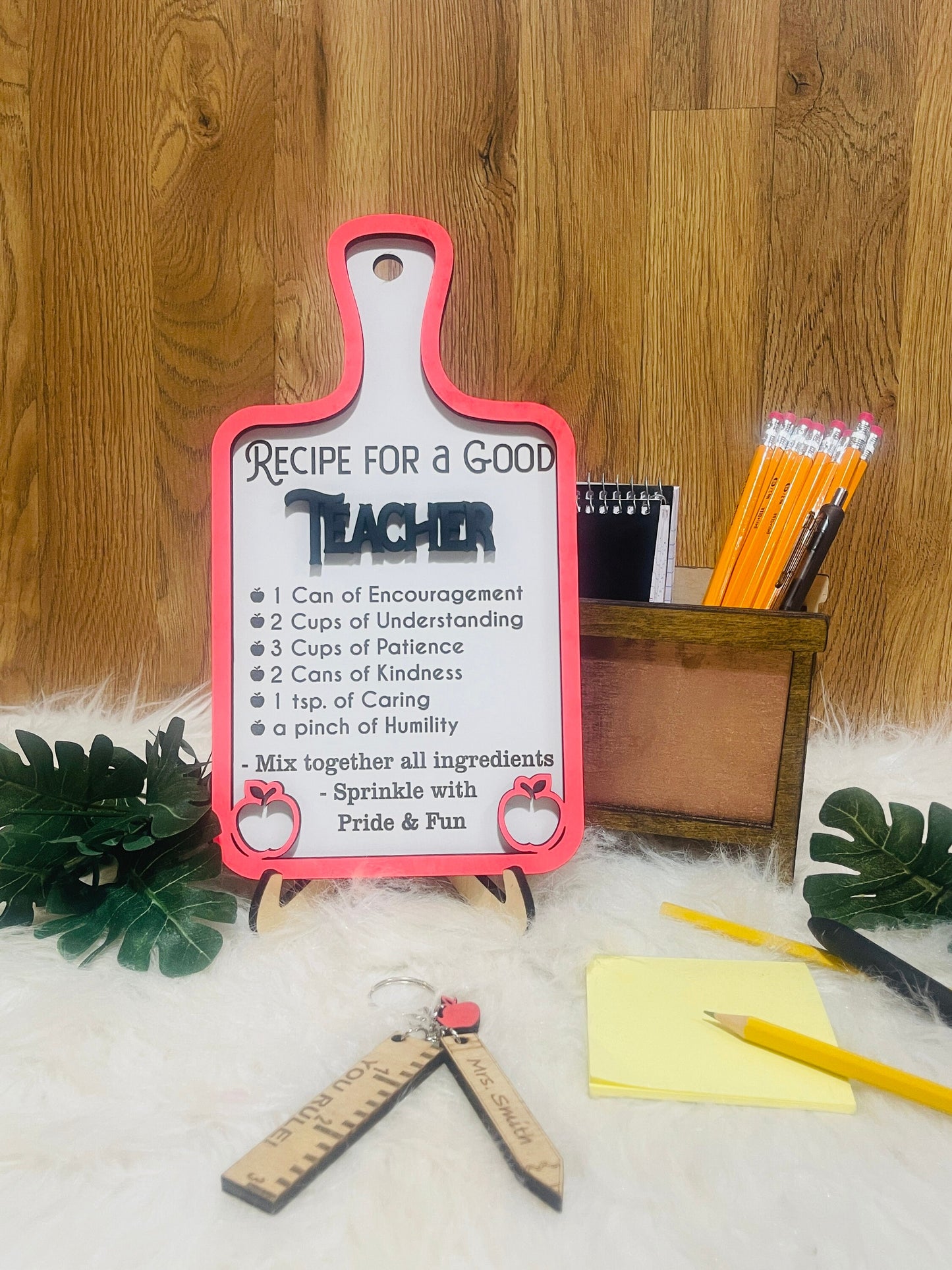 Mom's Recipe Decorative Cutting Board, Mother's Day Gift