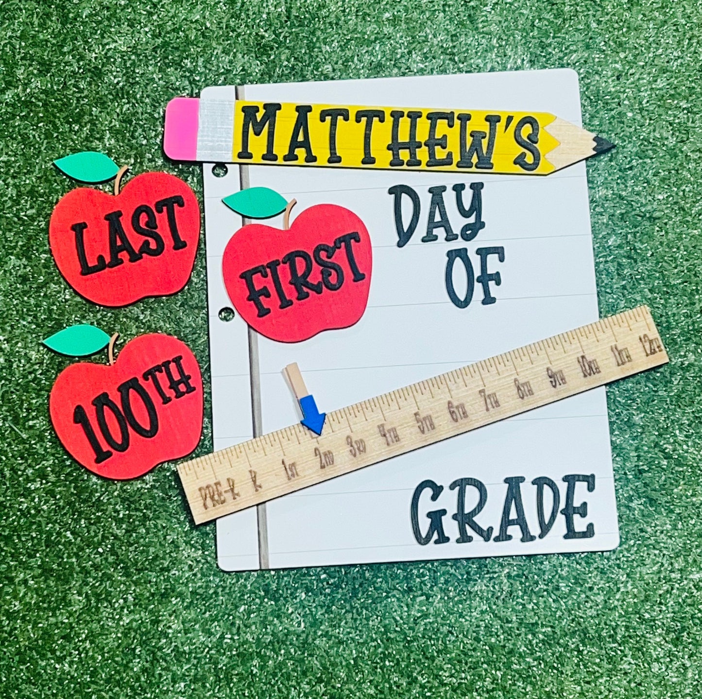 1st day of school photo prop last day 100th day 100 days back to school plaque sign